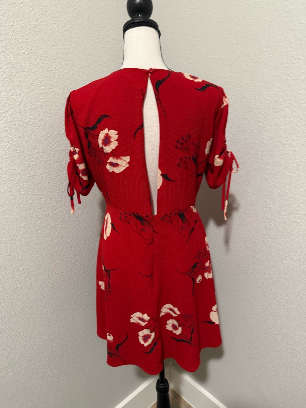 Mango Red Floral Dress, Size 6 - Picture 5 of 6